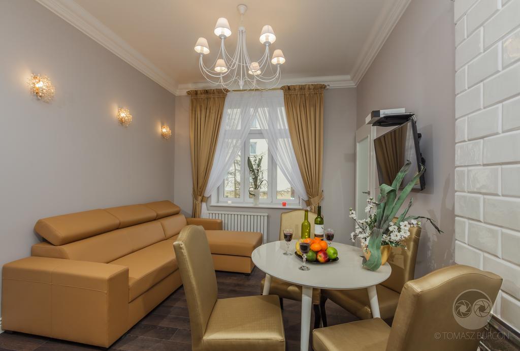 City. Apartament *